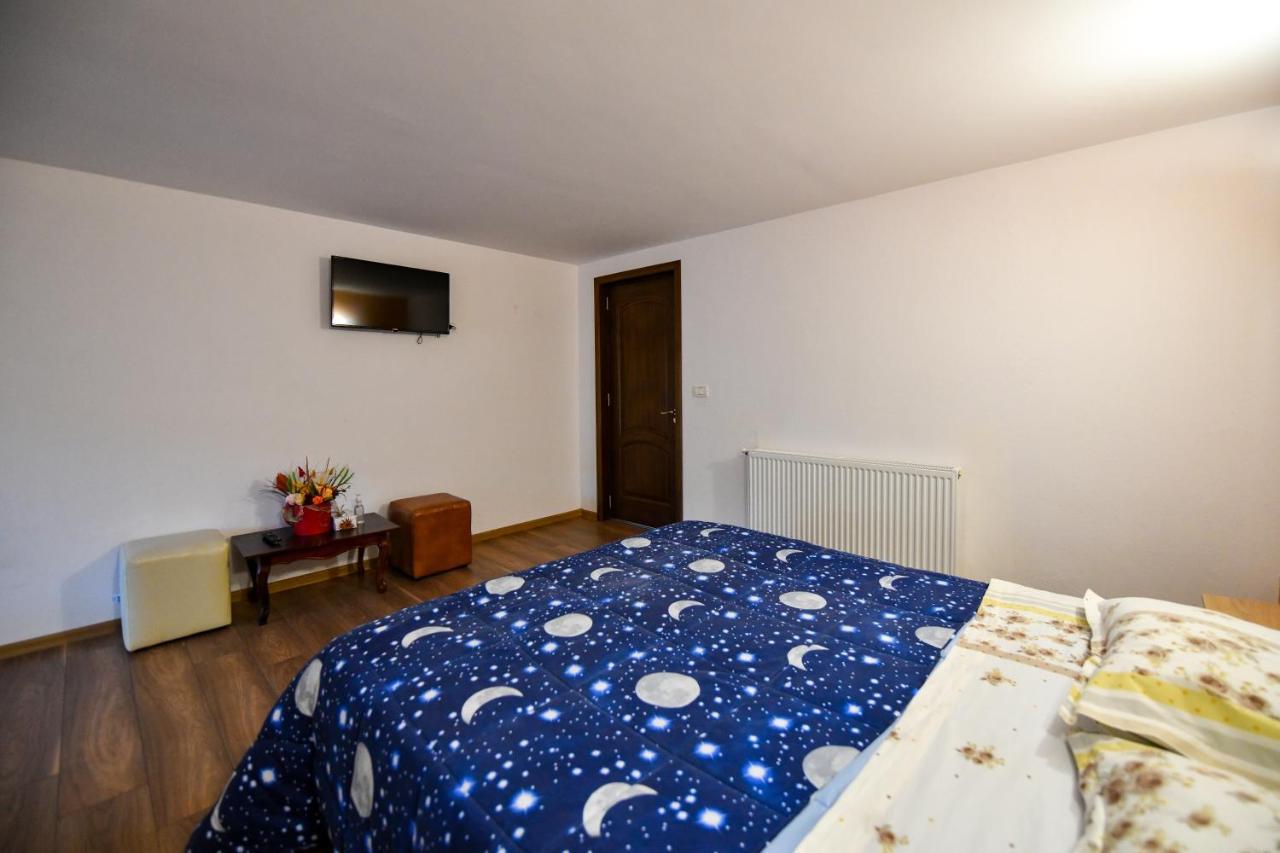 Villa Castellino Tîrgu Ocna Eksteriør billede